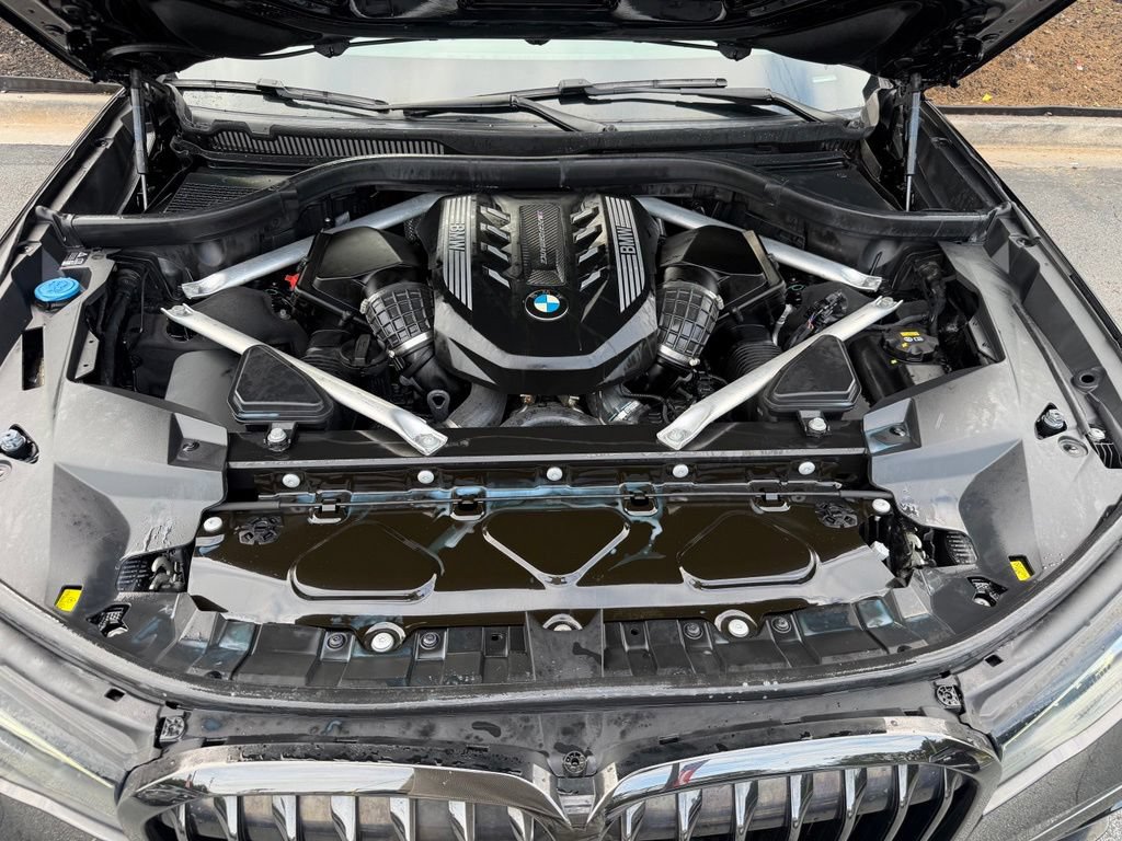 Used 2020 BMW X7 M50i AWD/4WD image 6