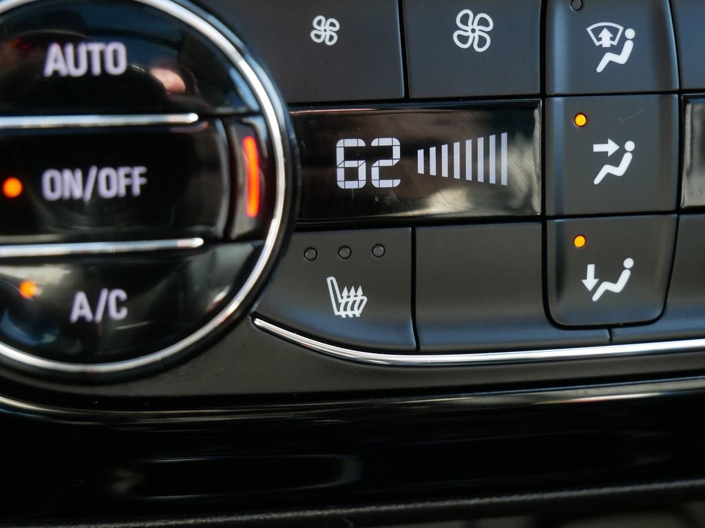 Used 2023 Buick Encore GX Essence w/ Experience Buick Package image 24