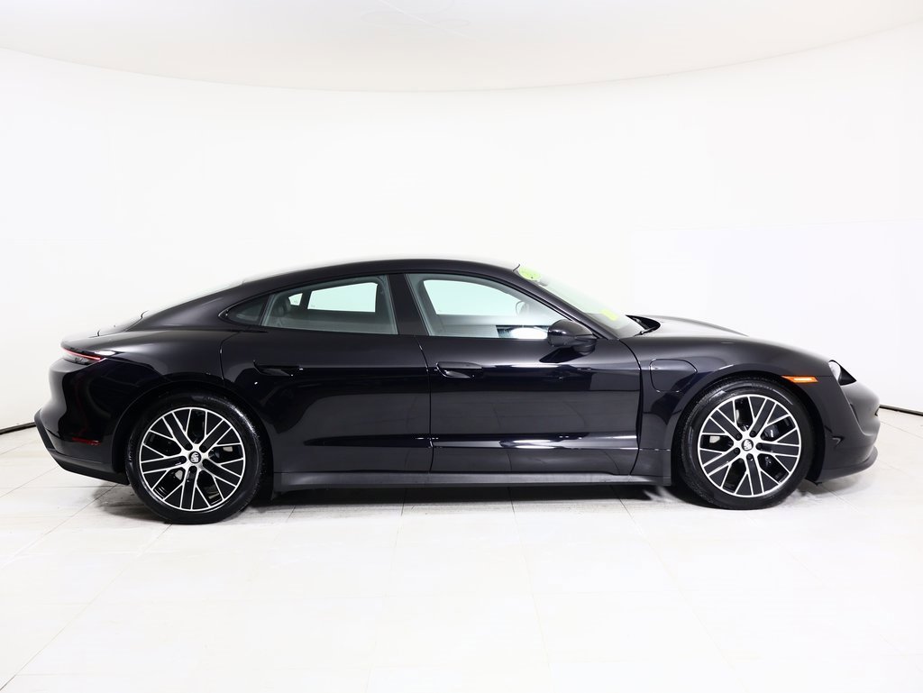 Used 2024 Porsche Taycan image 16