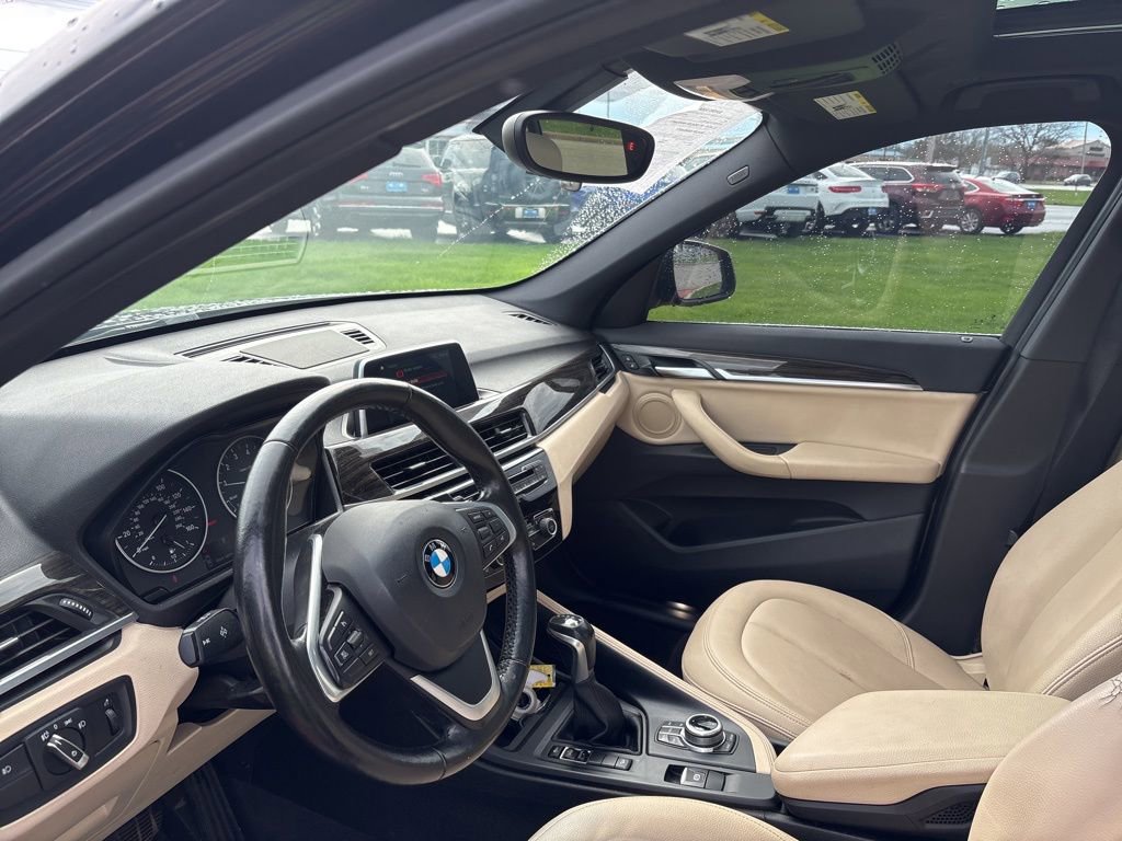 Used 2018 BMW X1 xDrive28i AWD/4WD image 5