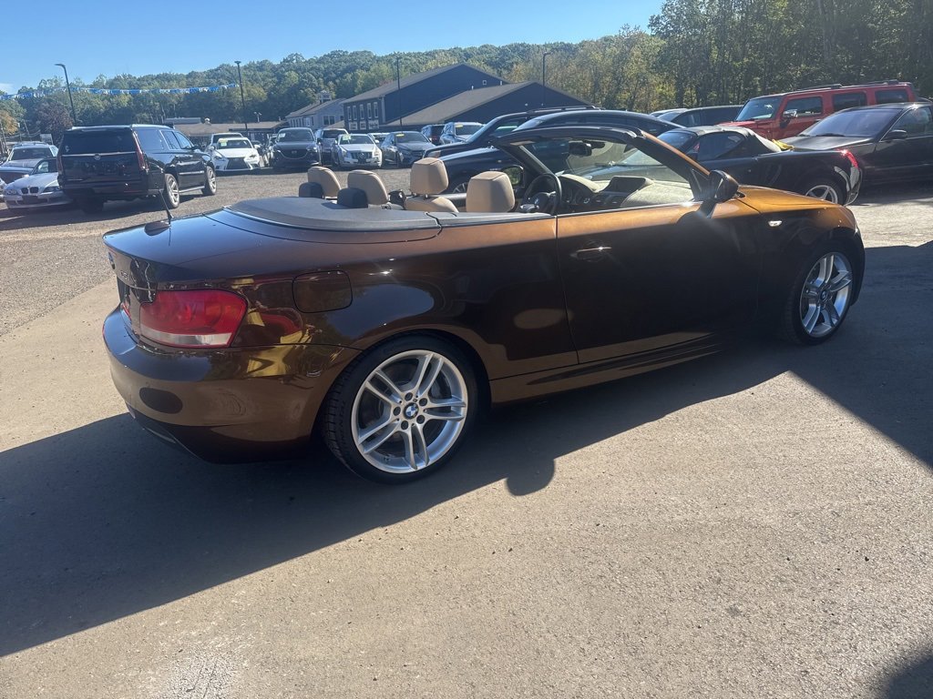 Used 2012 BMW 135i Convertible image 26