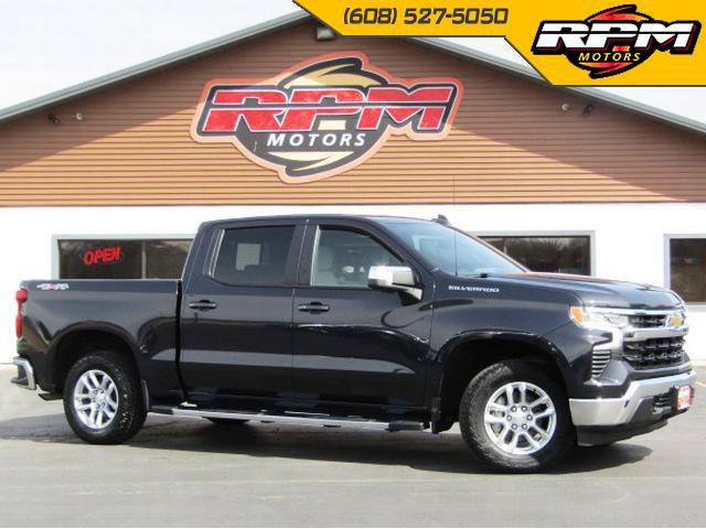 Used 2022 Chevrolet Silverado 1500 LT w/ Max Trailering Package AWD/4WD image 1
