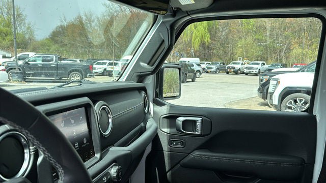 Certified 2023 Jeep Wrangler Unlimited Sahara w/ Cold Weather Group AWD/4WD image 23