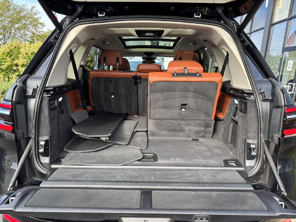 Certified 2024 BMW X7 xDrive40i w/ Executive Package AWD/4WD image 24