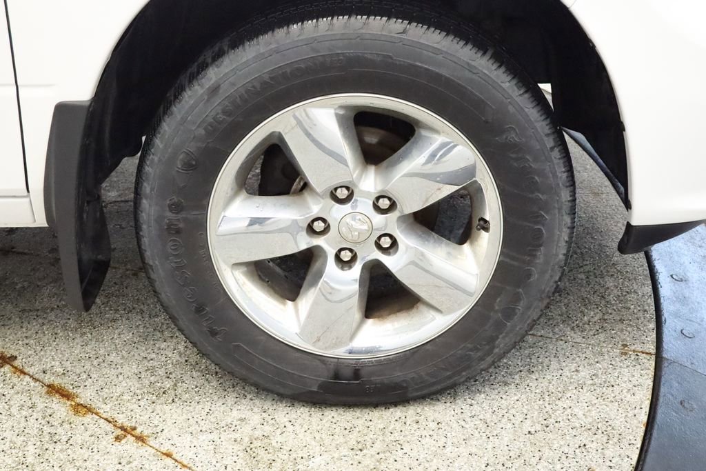 Certified 2018 RAM 1500 Express w/ Express Value Package AWD/4WD image 18