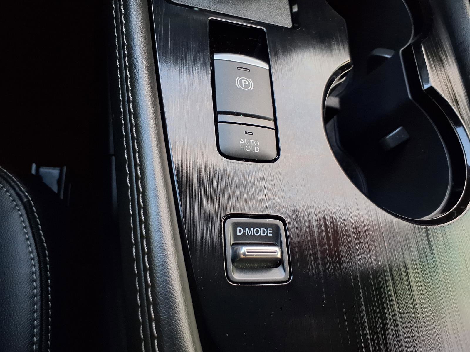 Certified 2023 Nissan Rogue SL w/ SL Premium Package image 21