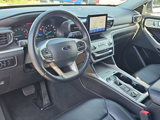 Certified 2023 Ford Explorer XLT w/ Equipment Group 202A AWD/4WD image 17