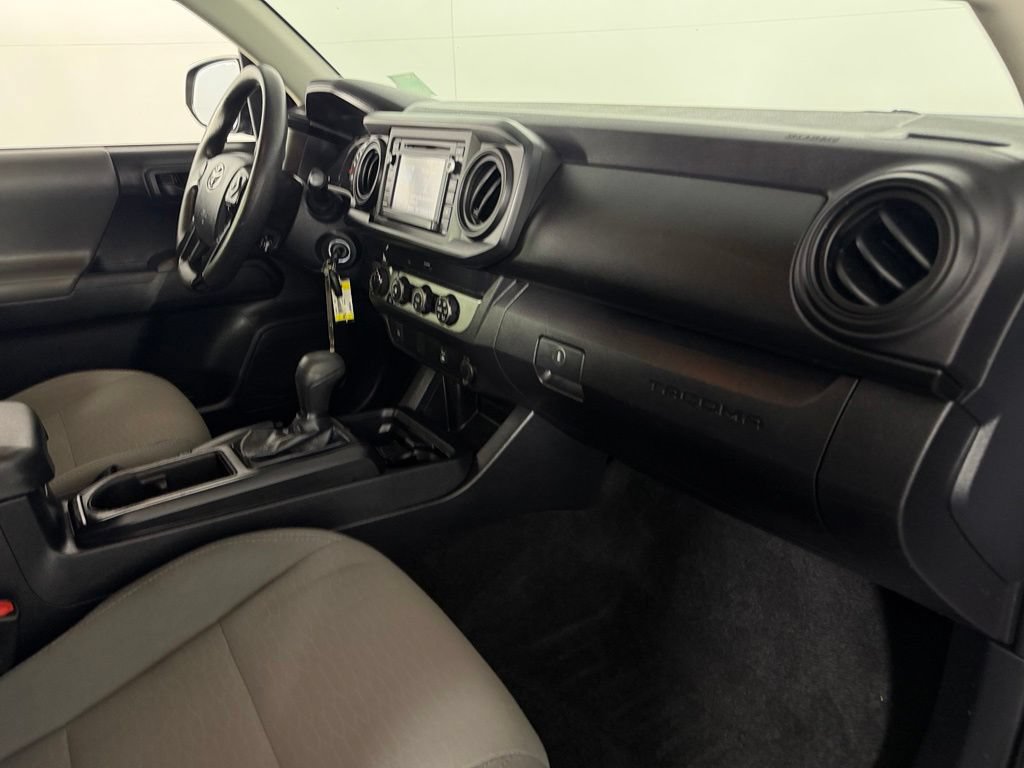 Used 2019 Toyota Tacoma SR AWD/4WD image 28