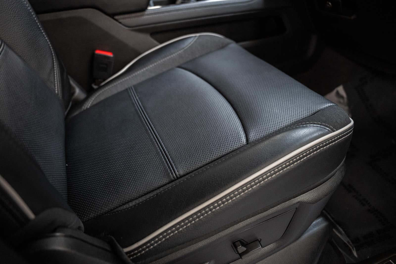 Used 2025 RAM 2500 Limited AWD/4WD image 45