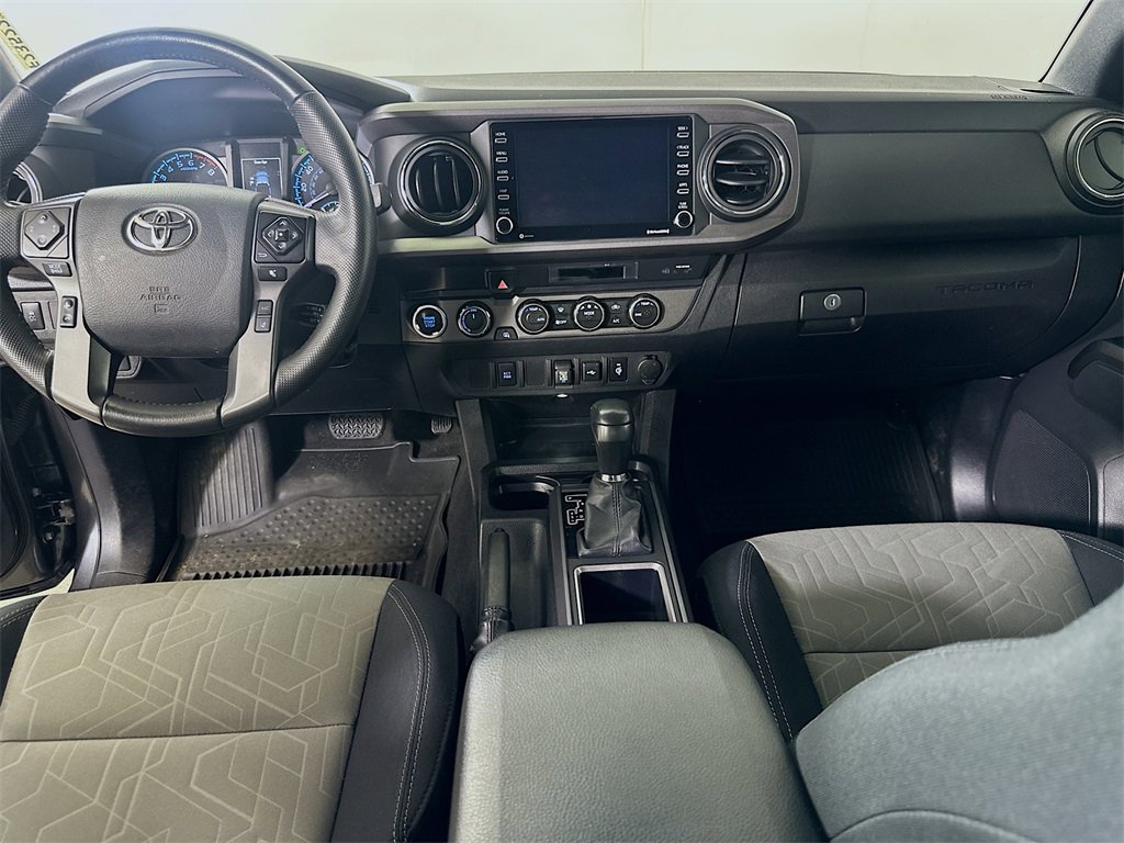 Used 2023 Toyota Tacoma TRD Off-Road image 18