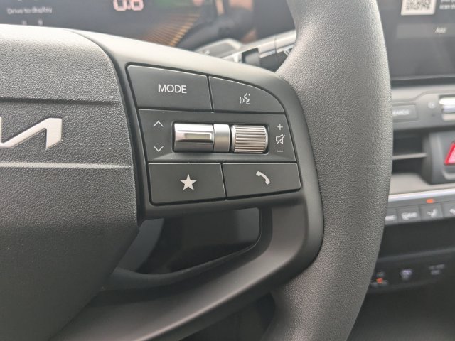 New 2026 Kia Sorento S FWD image 24
