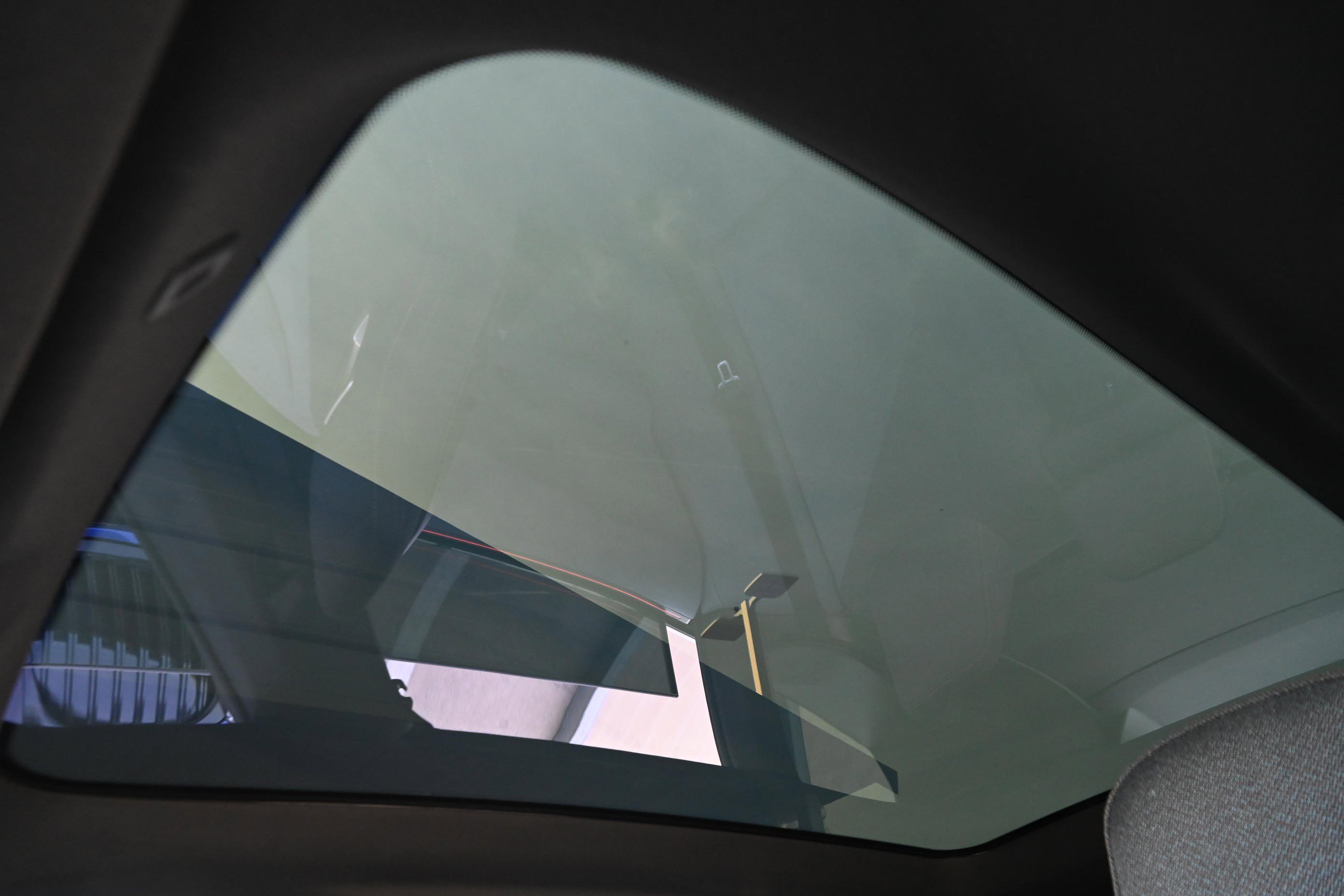 Certified 2024 BMW iX xDrive50 w/ Premium Package image 24