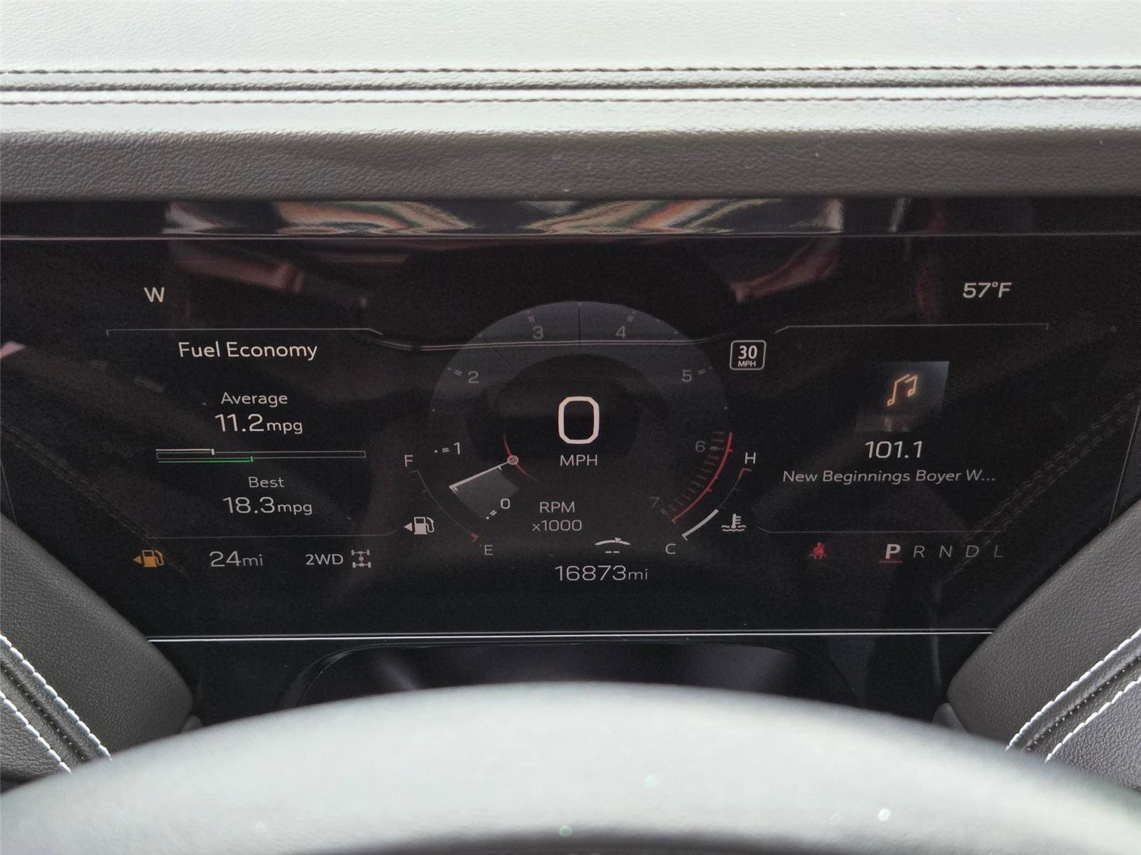 Used 2025 GMC Yukon AT4 Ultimate AWD/4WD image 16
