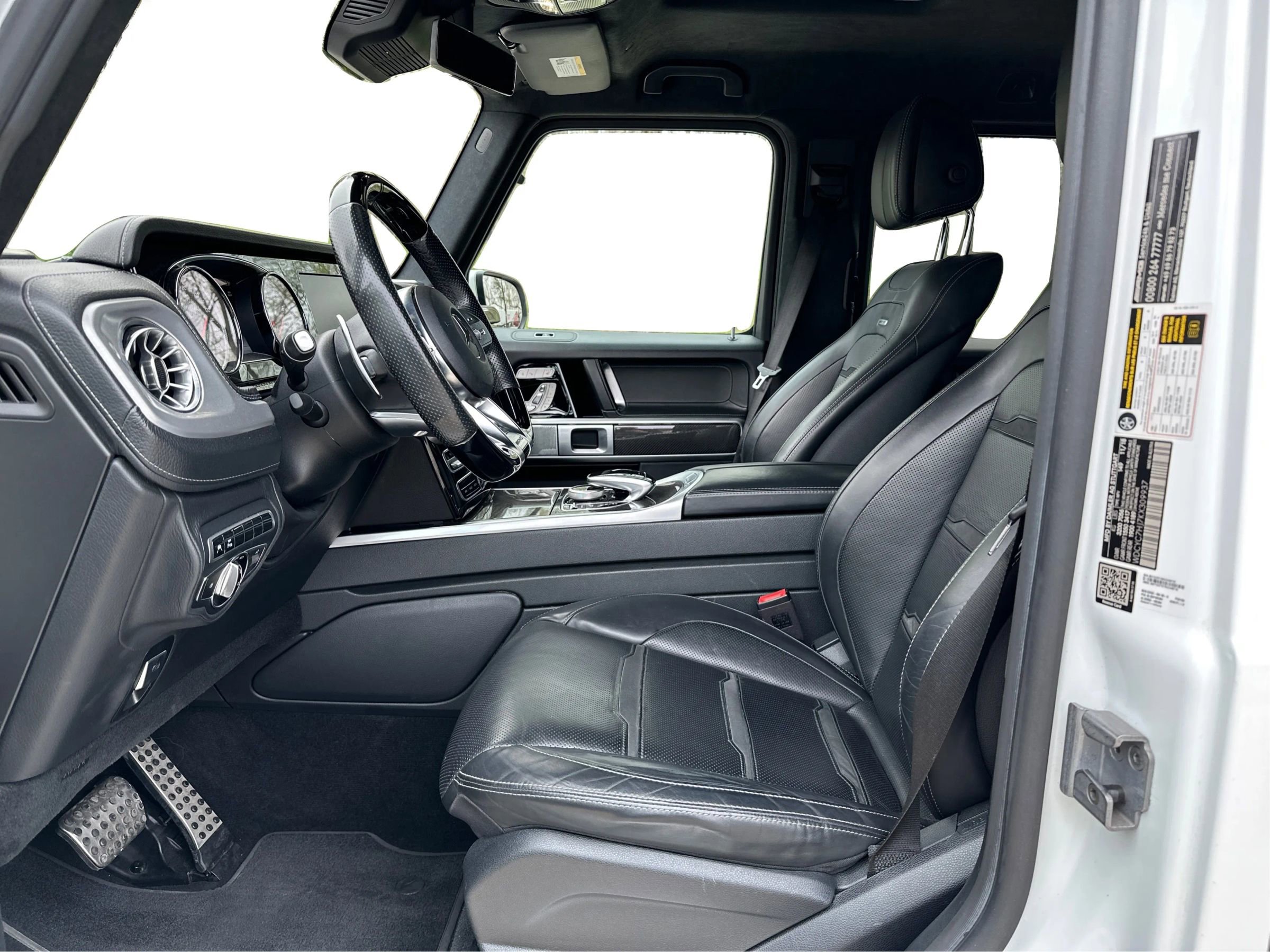 Used 2019 Mercedes-Benz G 63 AMG 4MATIC w/ Parking Package image 9