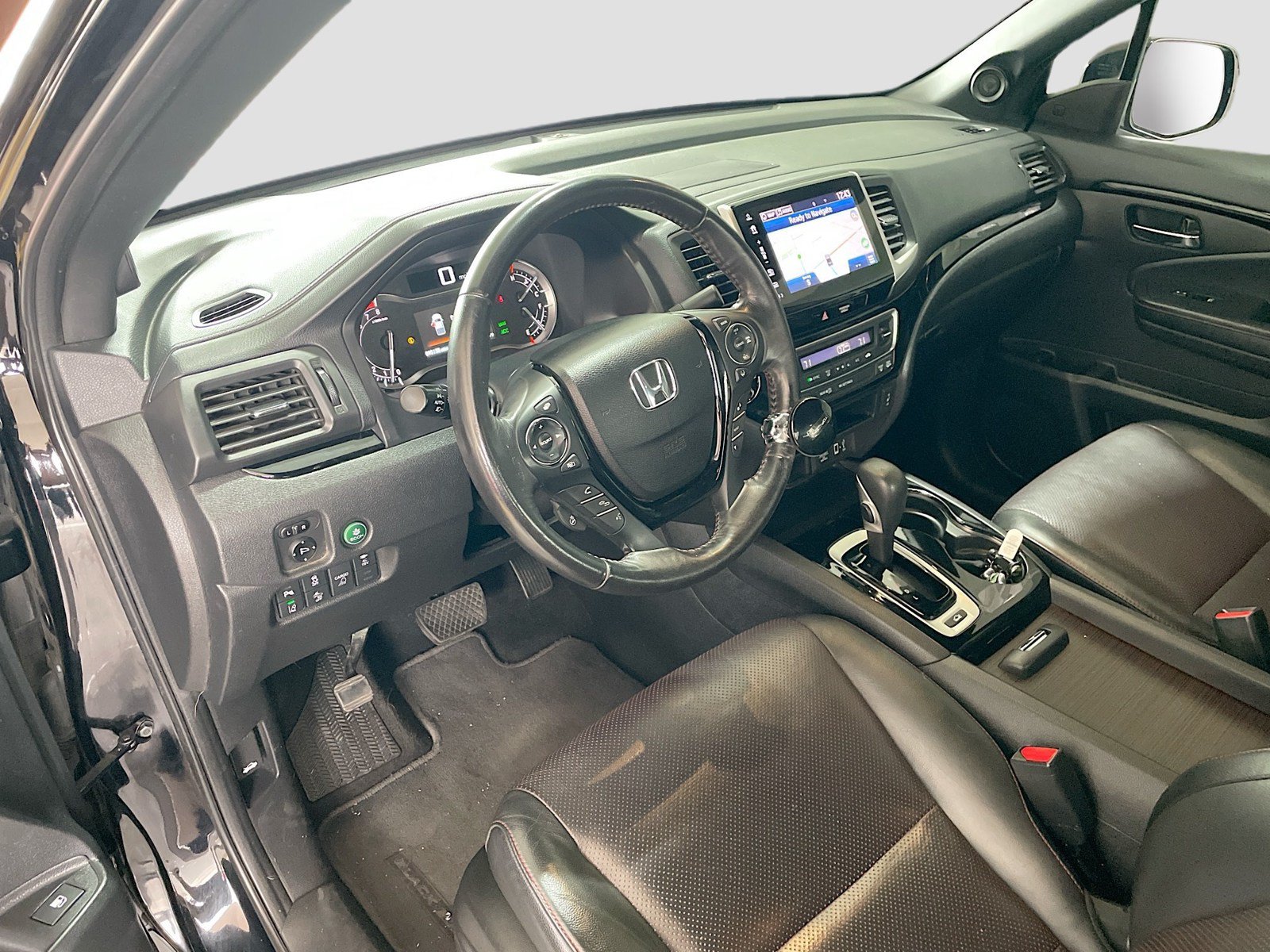 Used 2018 Honda Ridgeline Black Edition image 7