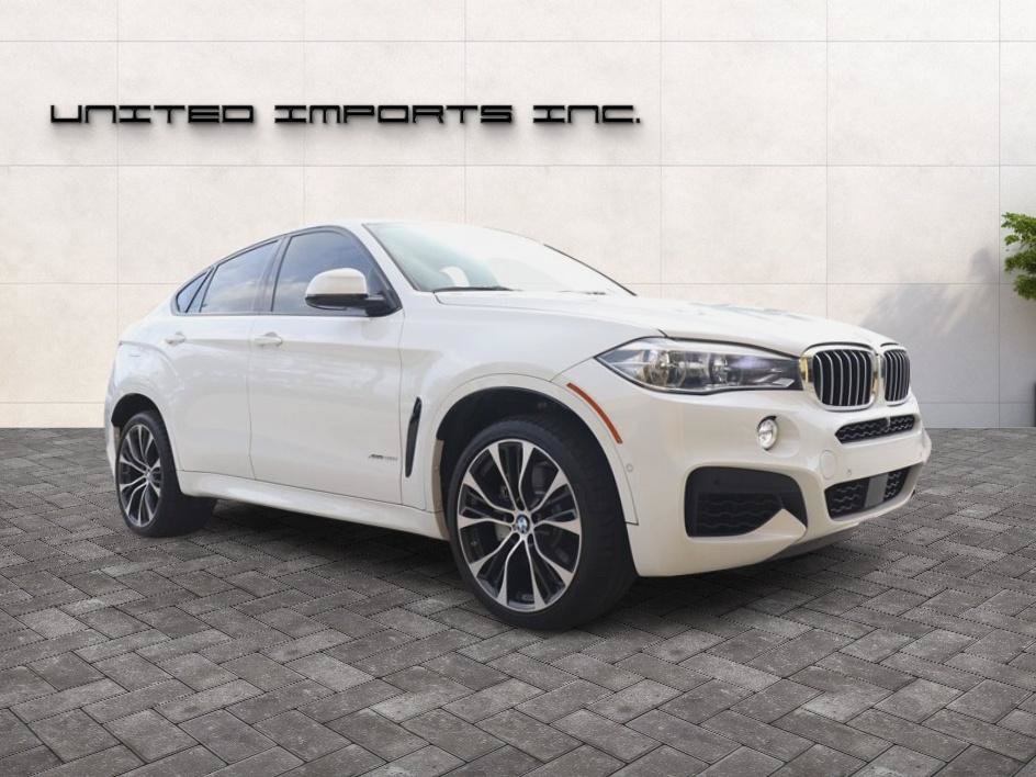 Used 2019 BMW X6 xDrive50i w/ M Sport Package AWD/4WD image 9
