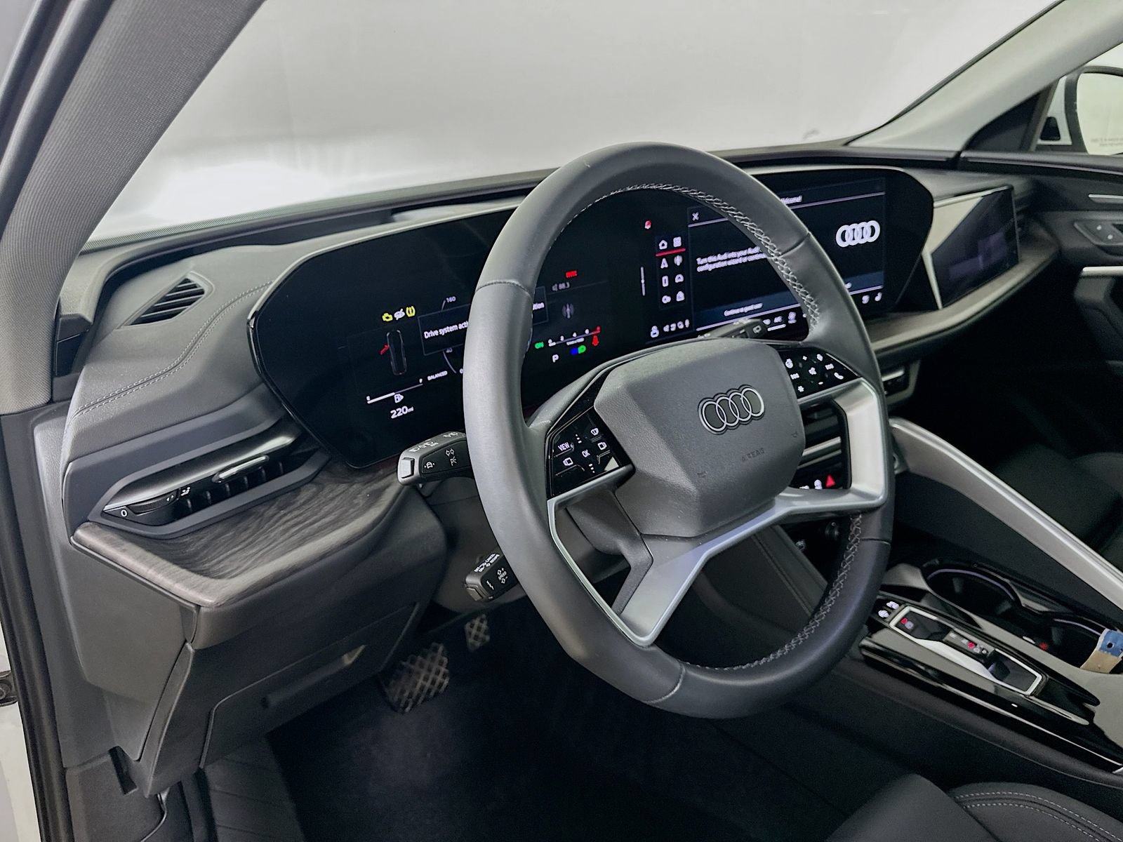 Used 2025 Audi Q5 Prestige AWD/4WD image 31