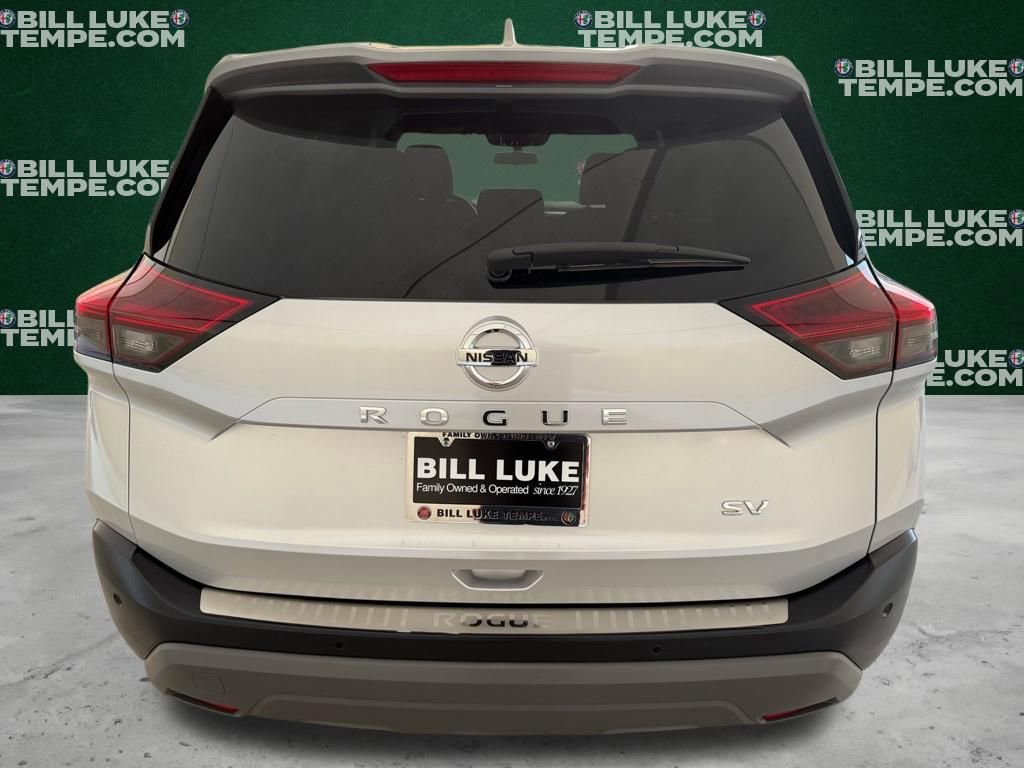 Used 2021 Nissan Rogue SV image 9