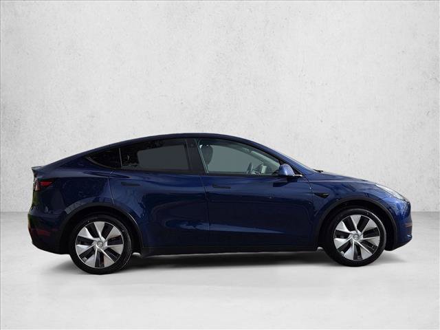 Used 2022 Tesla Model Y Long Range AWD/4WD image 4