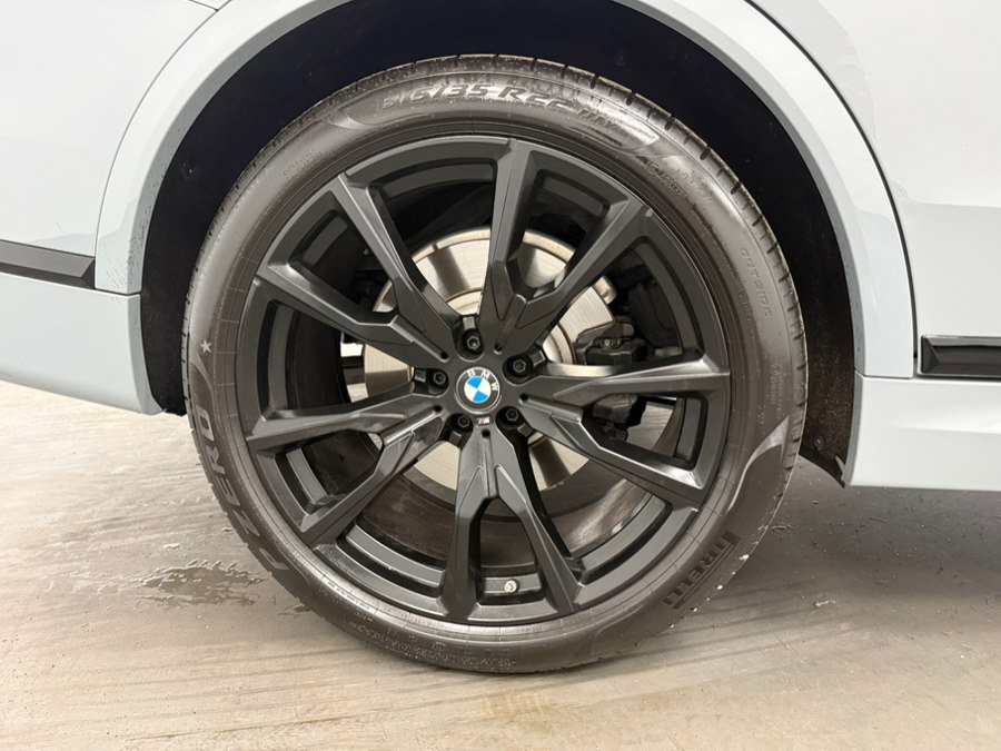 Used 2026 BMW X7 xDrive40i w/ Executive Package image 88