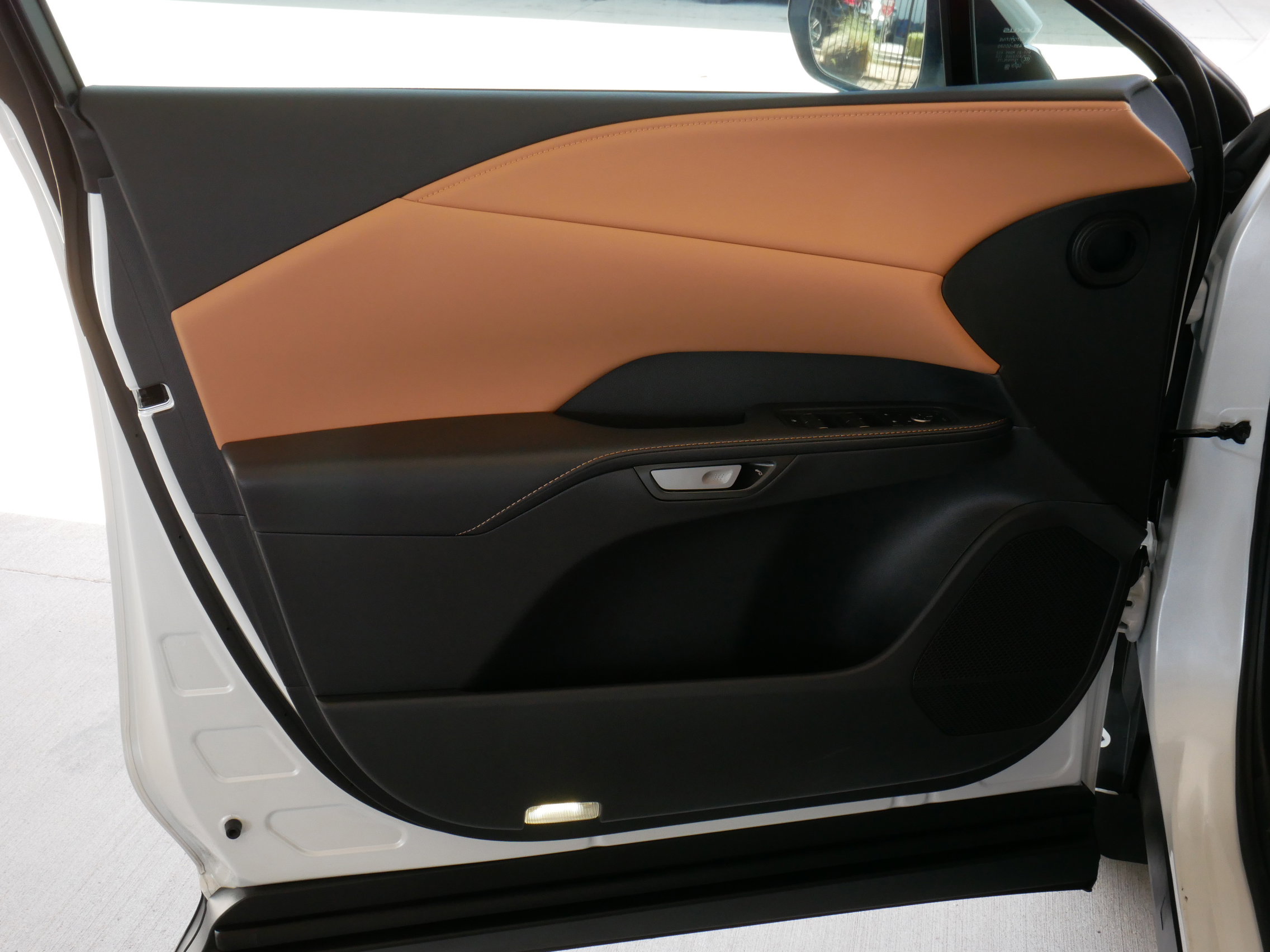 Used 2025 Lexus RX 350 Premium FWD image 6