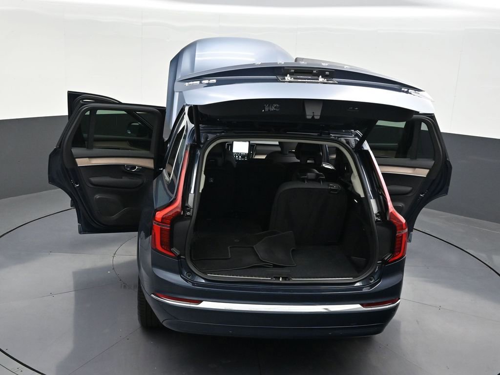 New 2026 Volvo XC90 T8 Core AWD/4WD image 33