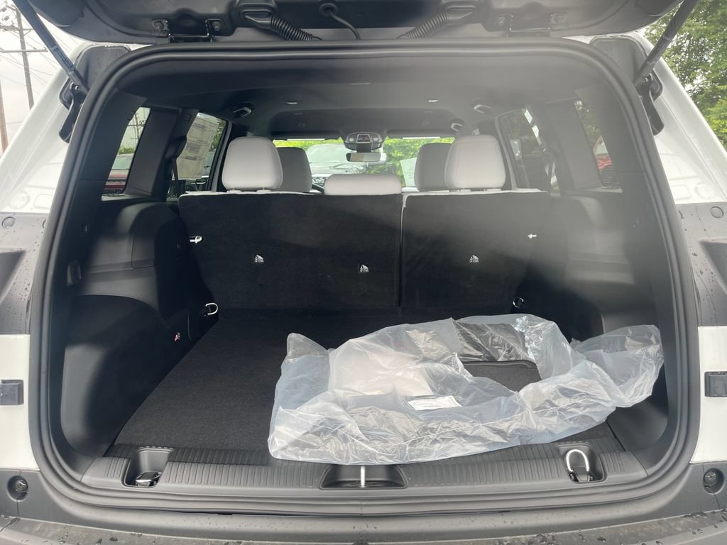 New 2026 Jeep Cherokee Laredo AWD/4WD image 17