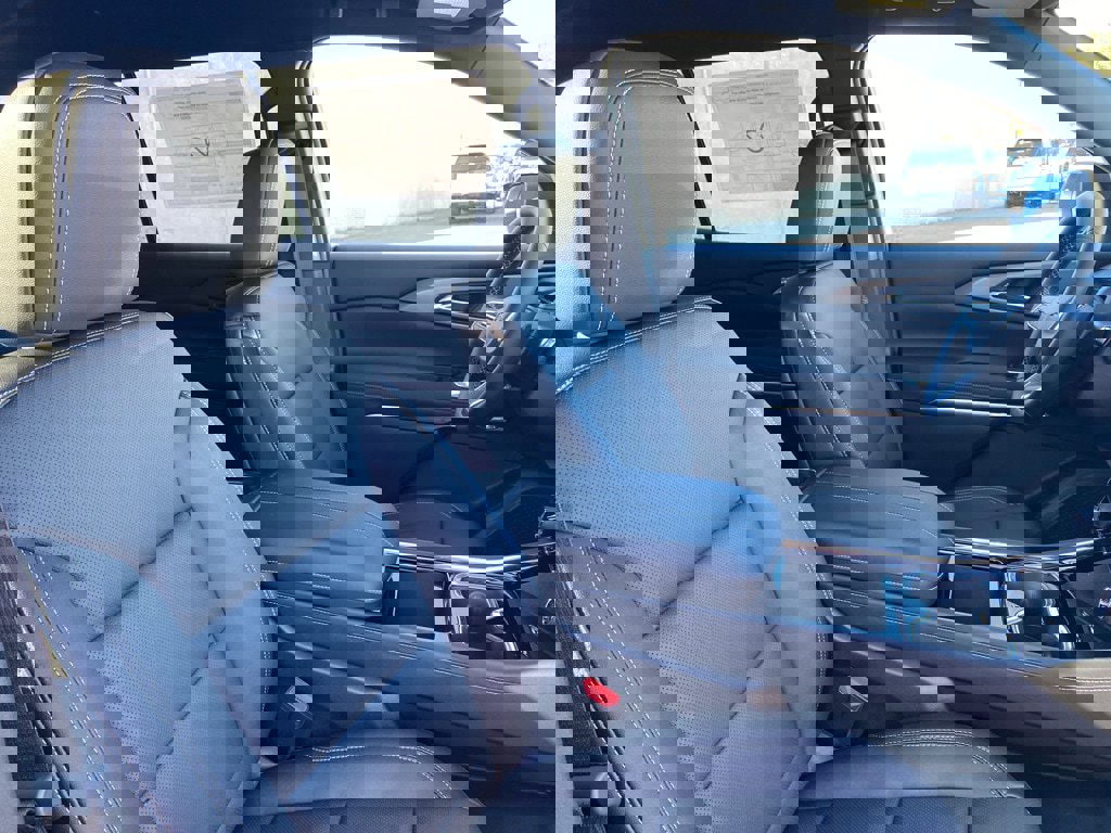 New 2026 Chevrolet Traverse LT w/ Midnight/Sport Edition image 20