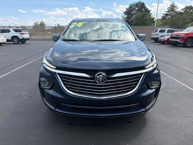 Certified 2024 Buick Enclave Essence w/ LPO, Floor Liner Package AWD/4WD image 3