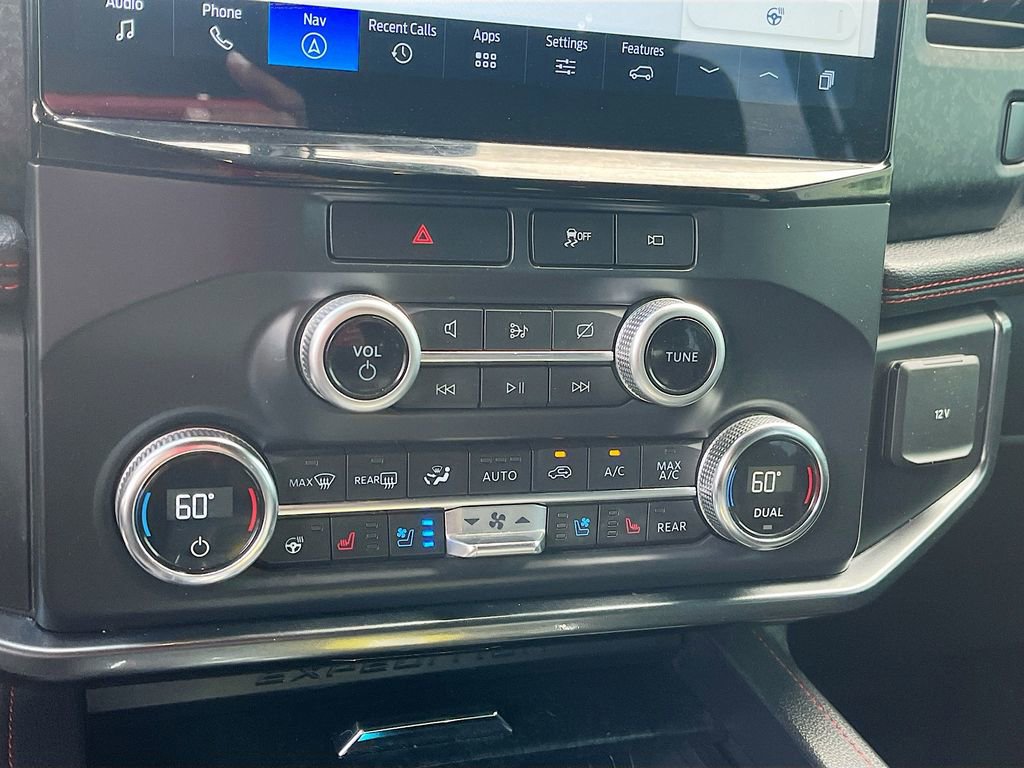 Used 2022 Ford Expedition Limited AWD/4WD image 16