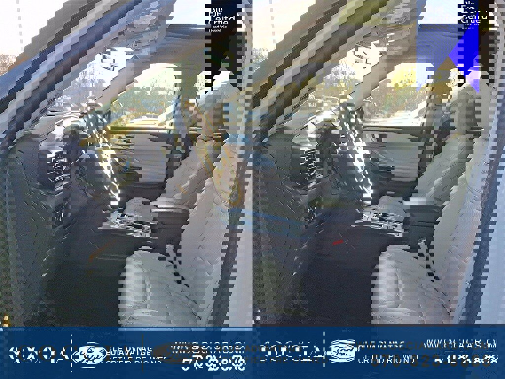 Certified 2024 Ford Explorer Platinum w/ Technology Package image 13
