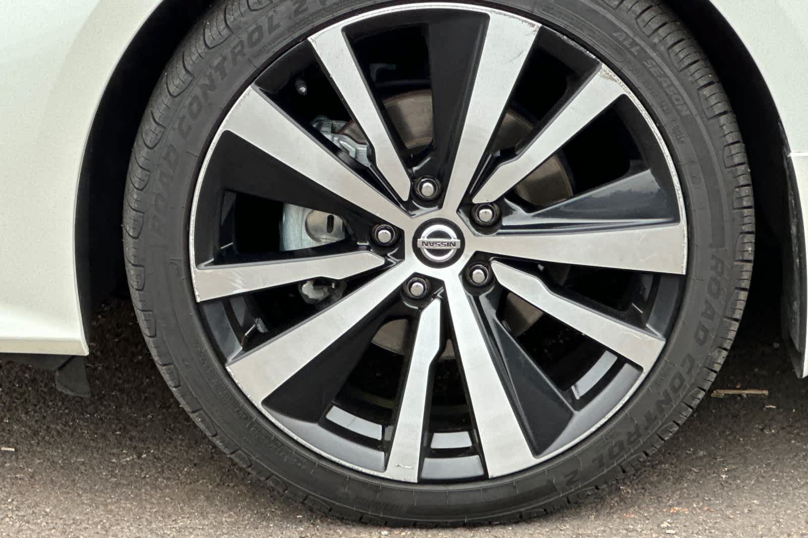 Used 2022 Nissan Altima 2.0 SR FWD image 25