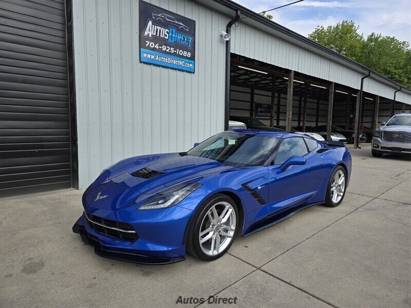 Used 2019 Chevrolet Corvette Stingray Coupe w/ 1LT RWD image 5