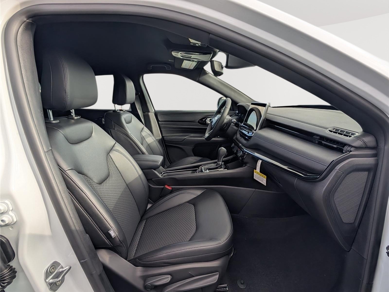 New 2026 Jeep Compass Latitude AWD/4WD image 6