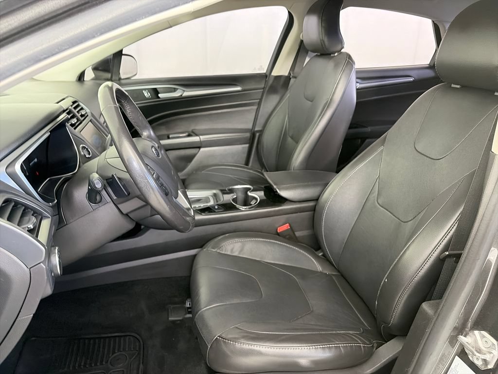 Used 2015 Ford Fusion Titanium AWD/4WD image 11