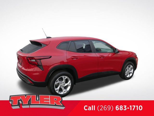 New 2026 Chevrolet Trax LS w/ LS Convenience Package FWD image 8