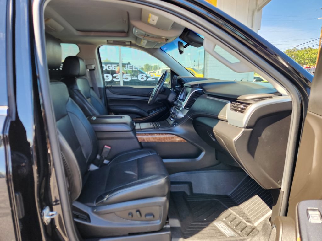 Used 2017 Chevrolet Tahoe Premier AWD/4WD image 11