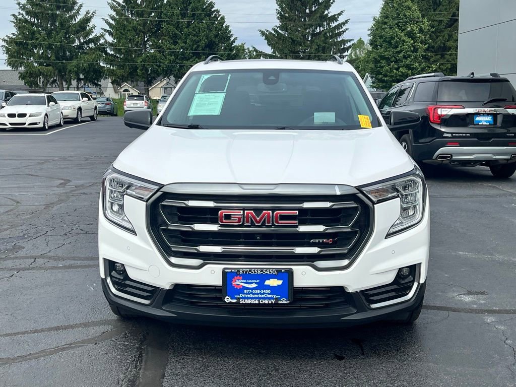 Used 2022 GMC Terrain AT4 w/ Infotainment Package II AWD/4WD image 9