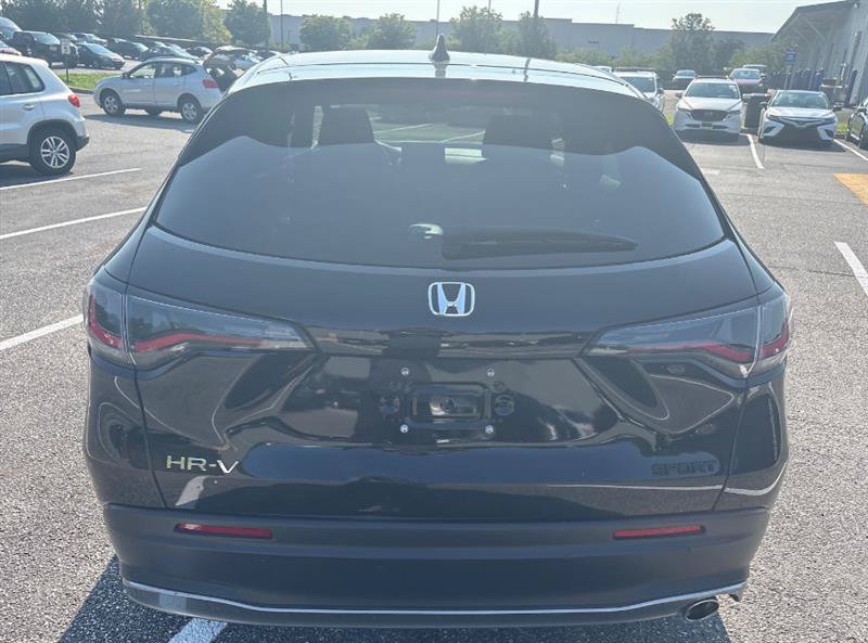 Used 2025 Honda HR-V Sport image 8