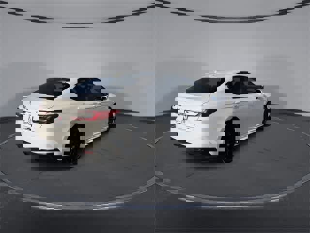 Used 2025 Toyota Camry SE image 8