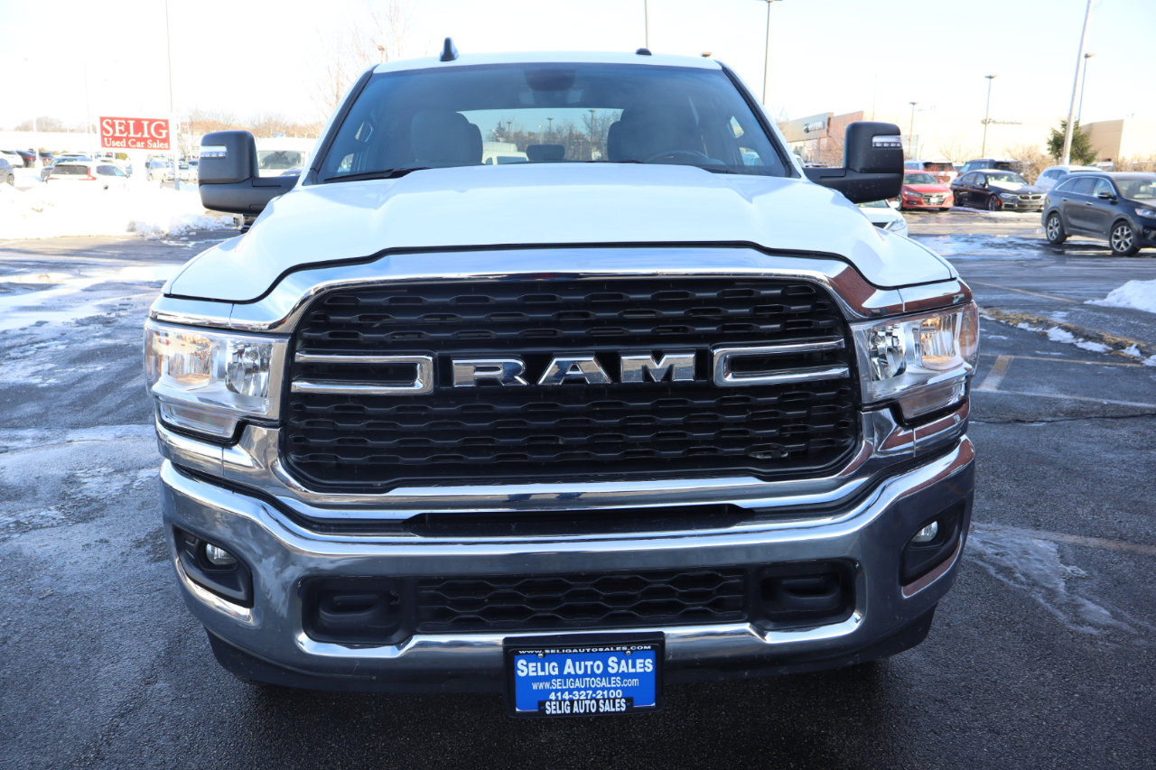 Used 2024 RAM 3500 Big Horn image 2