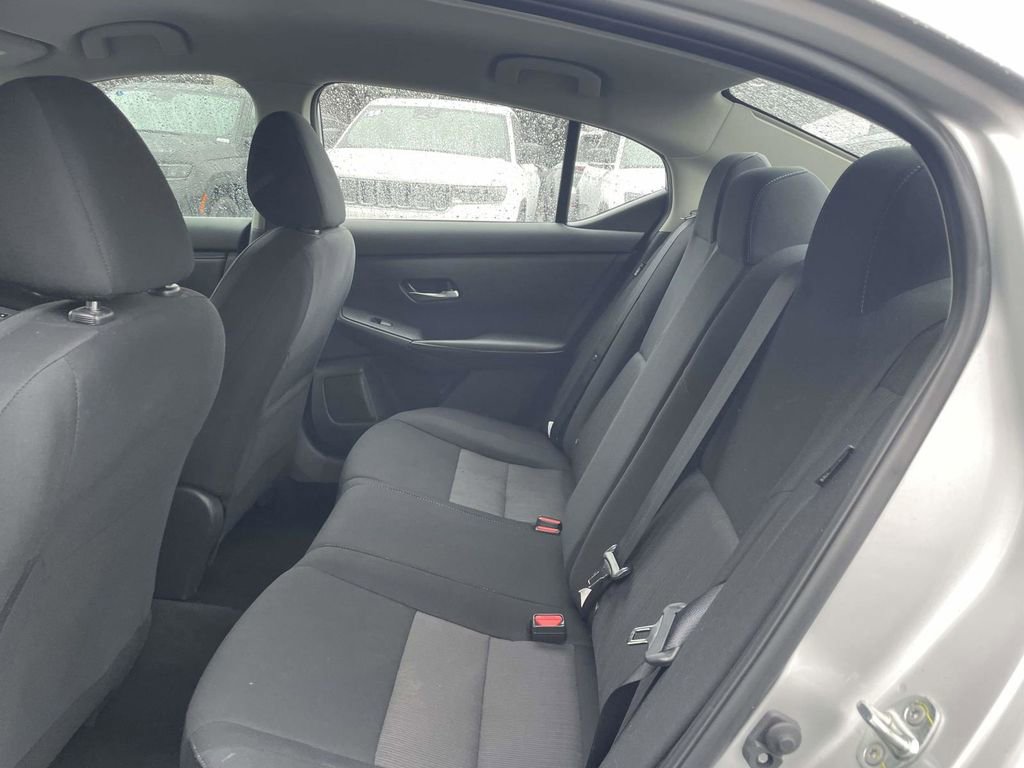 Used 2023 Nissan Sentra SV image 19