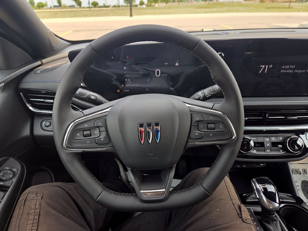 New 2026 Buick Envista Sport Touring w/ Convenience I Package FWD image 17