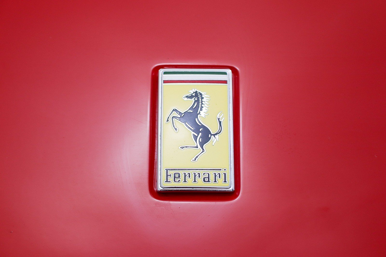 Used 2016 Ferrari California T RWD image 34