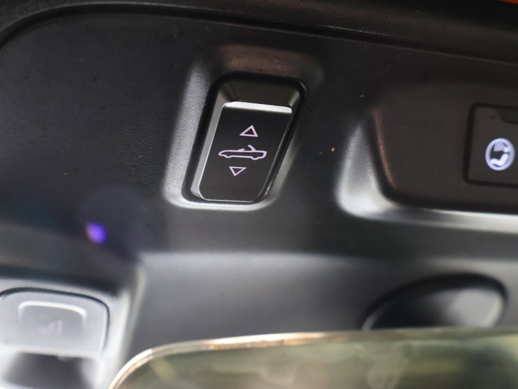 Used 2020 Chevrolet Camaro LT image 47