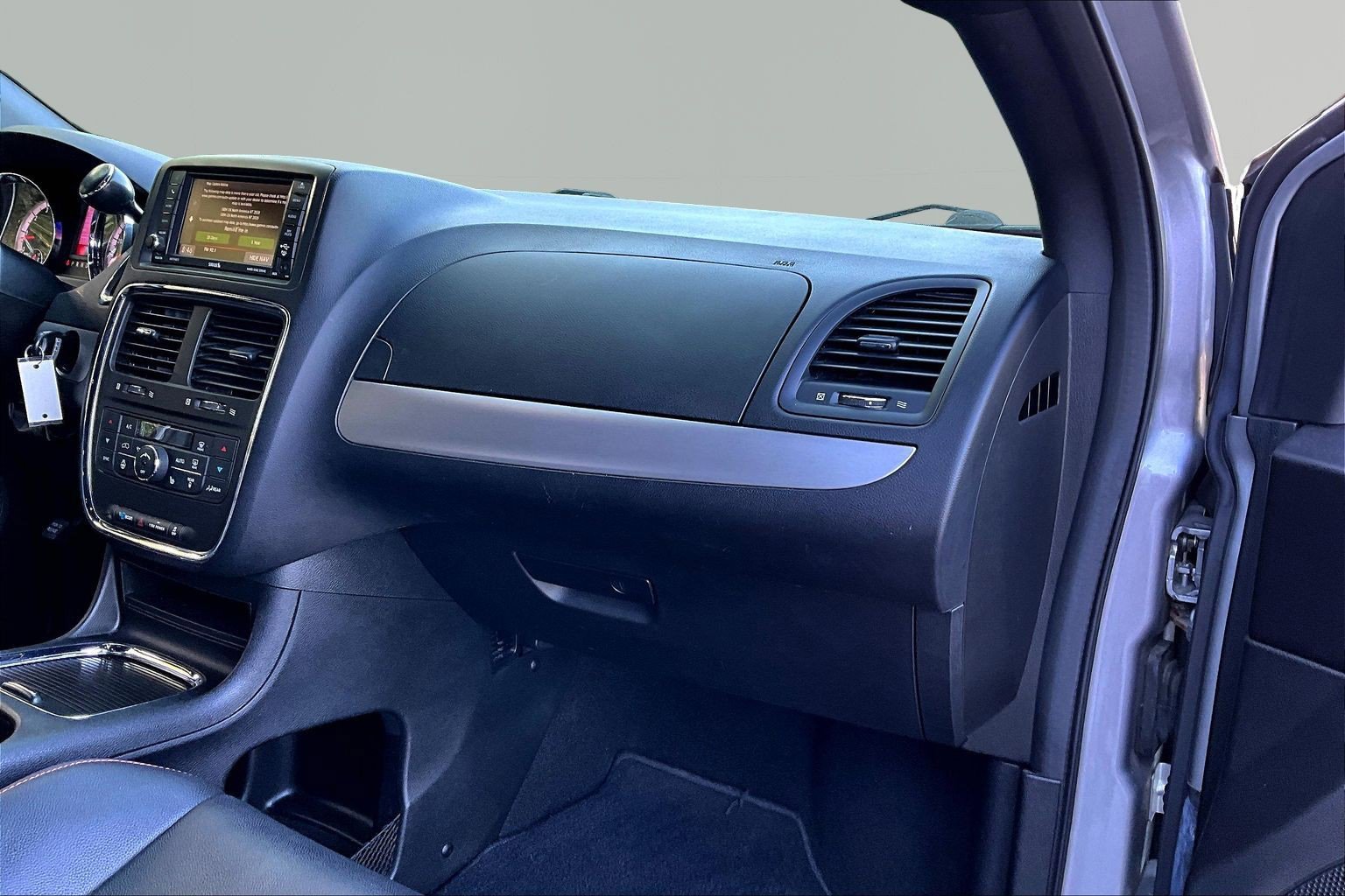 Used 2019 Dodge Grand Caravan GT image 25