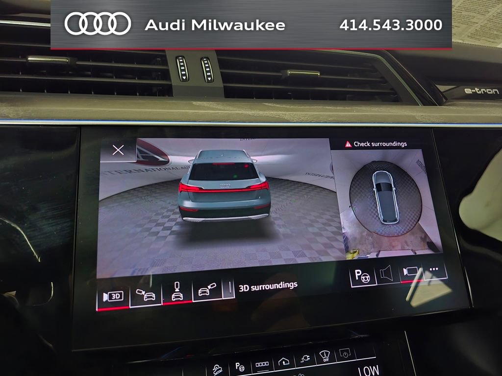 Used 2024 Audi Q8 e-tron Prestige w/ Prestige Package AWD/4WD image 28