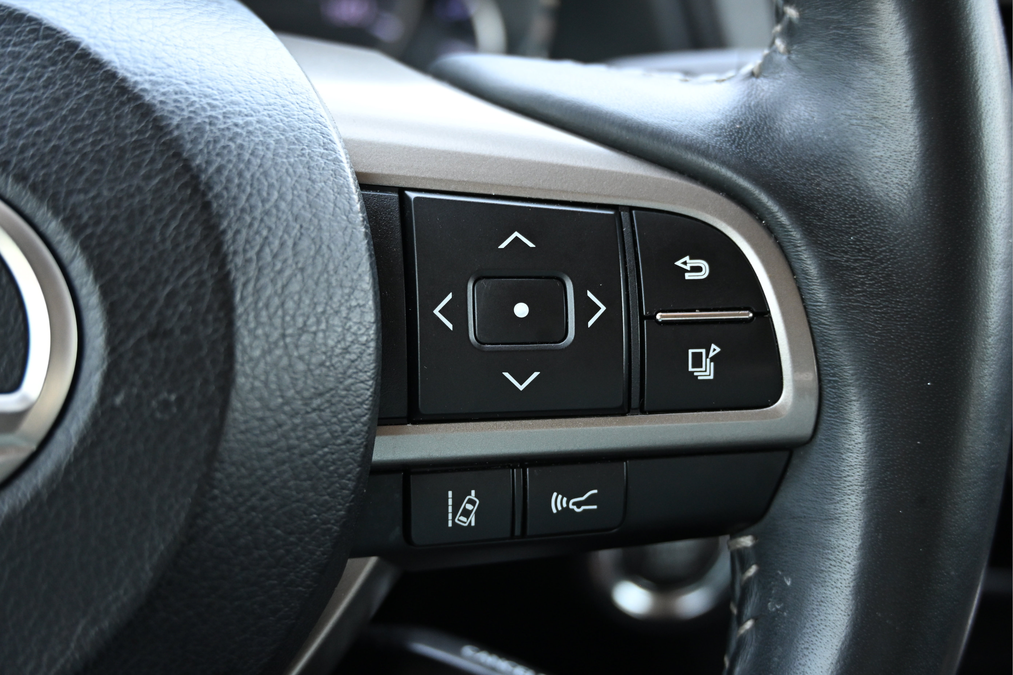 Used 2018 Lexus RX 350 FWD w/ Premium Package image 33