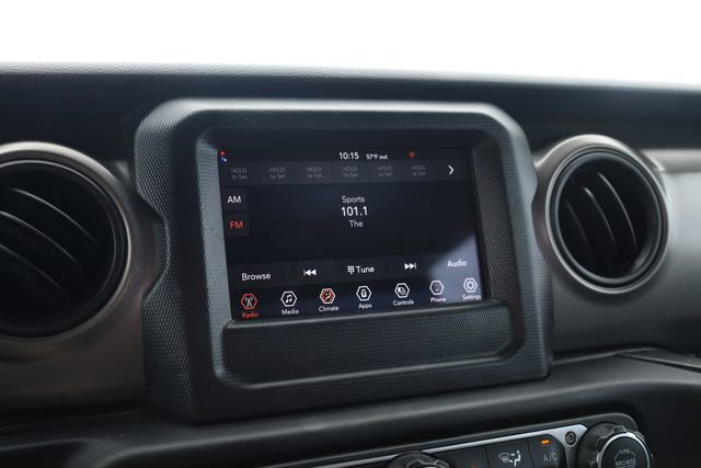 Used 2023 Jeep Wrangler Sport image 16