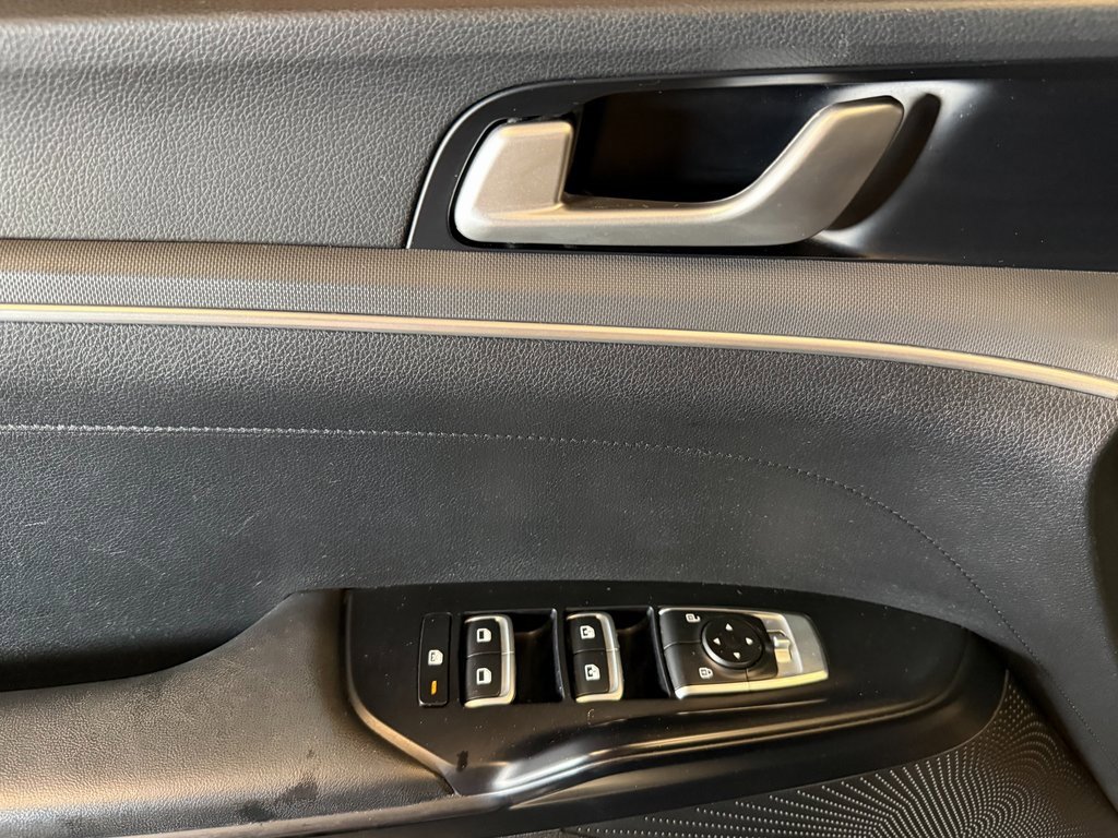 Used 2022 Kia K5 GT-Line image 19